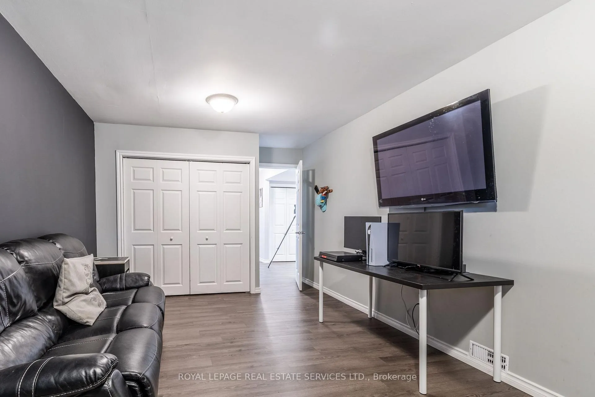 Photo 25 of 19 Southglen Road, Brant, Brantford Twp — HOMEH