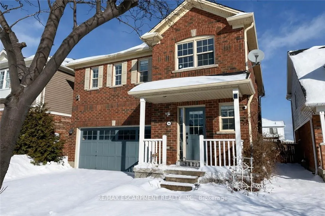 Photo 2 of 106 Voyager Pass, Hamilton, Binbrook — HOMEH