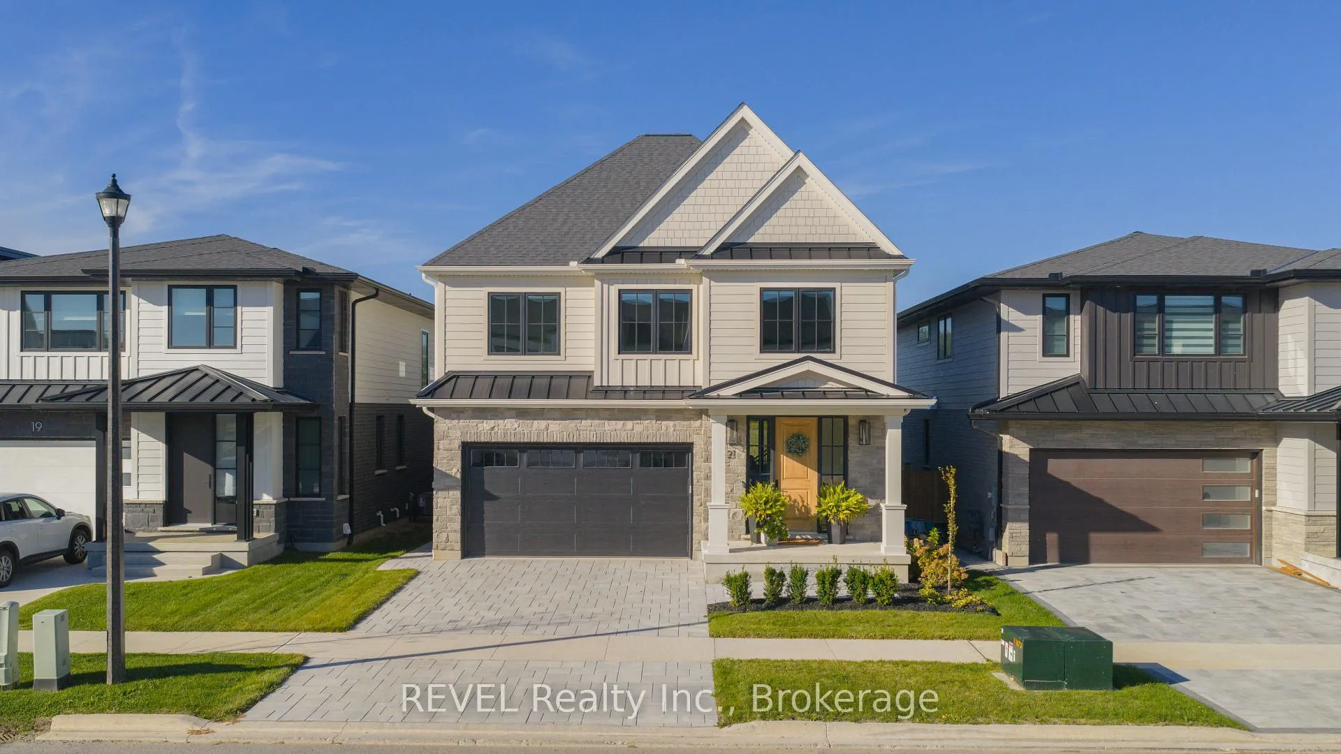 Photo 1 of 21 Arsenault Crescent, Pelham, Fonthill — HOMEH