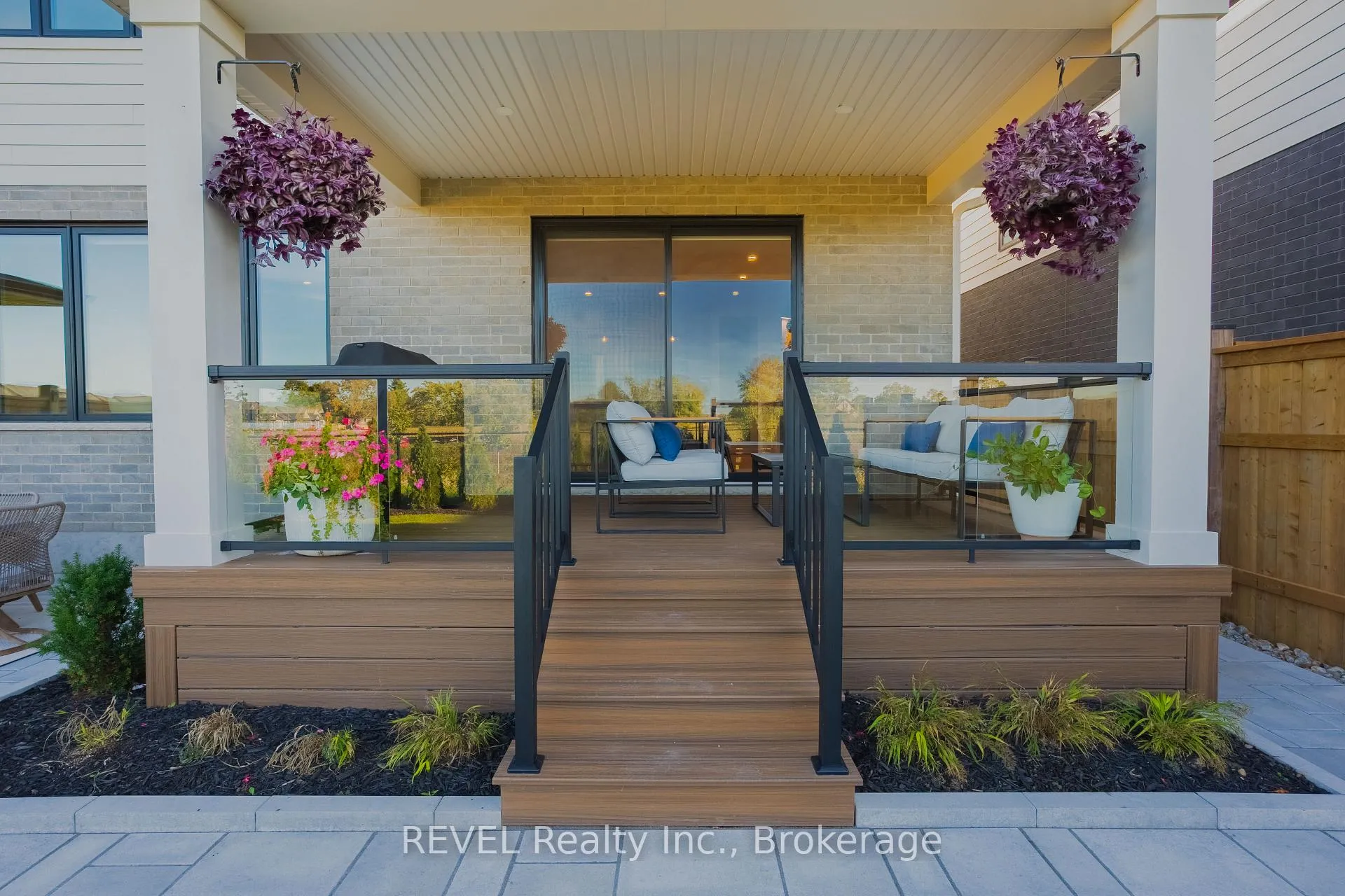 Photo 40 of 21 Arsenault Crescent, Pelham, Fonthill — HOMEH