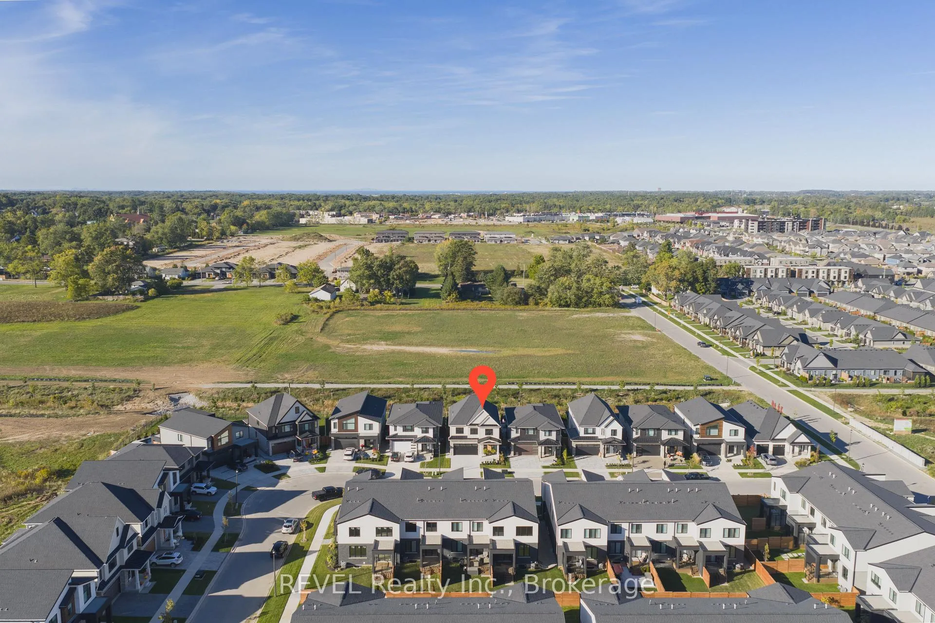 Photo 42 of 21 Arsenault Crescent, Pelham, Fonthill — HOMEH