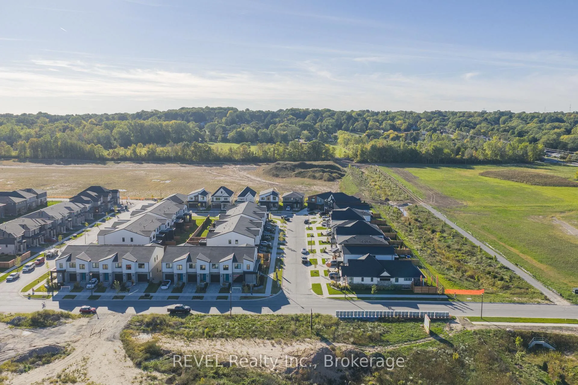 Photo 45 of 21 Arsenault Crescent, Pelham, Fonthill — HOMEH