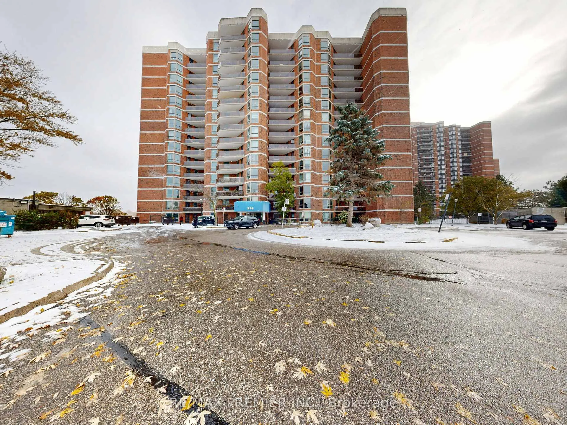 Photo 2 of Unit 1607, 238 Albion Road, Etobicoke, Elms-Old Rexdale — HOMEH