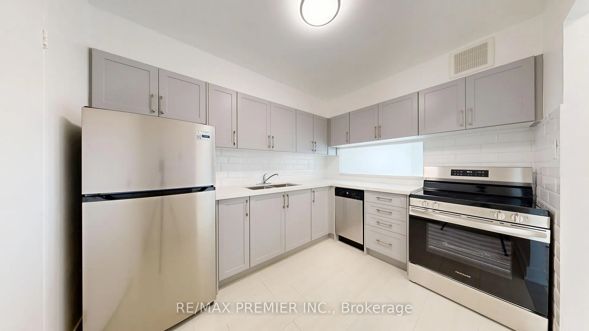 Photo 7 of Unit 1607, 238 Albion Road, Etobicoke, Elms-Old Rexdale — HOMEH