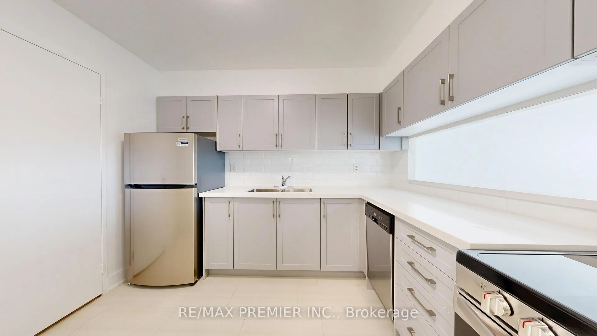 Photo 8 of Unit 1607, 238 Albion Road, Etobicoke, Elms-Old Rexdale — HOMEH