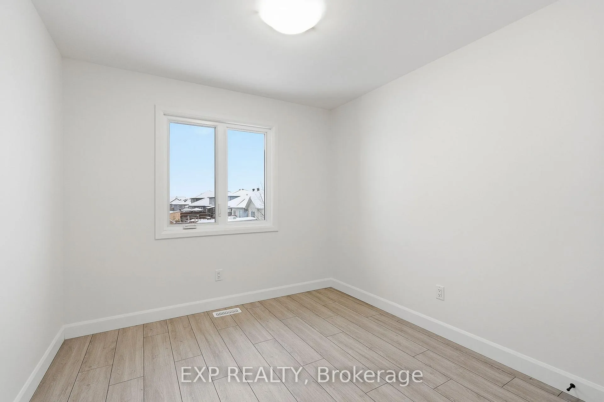 Photo 11 of 112 Lorie Street, The Nation, Limoges — HOMEH