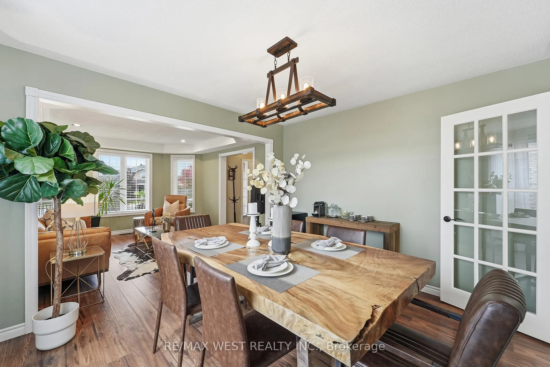 Photo 11 of 30 Ruffet Drive, Barrie, Edgehill Drive — HOMEH