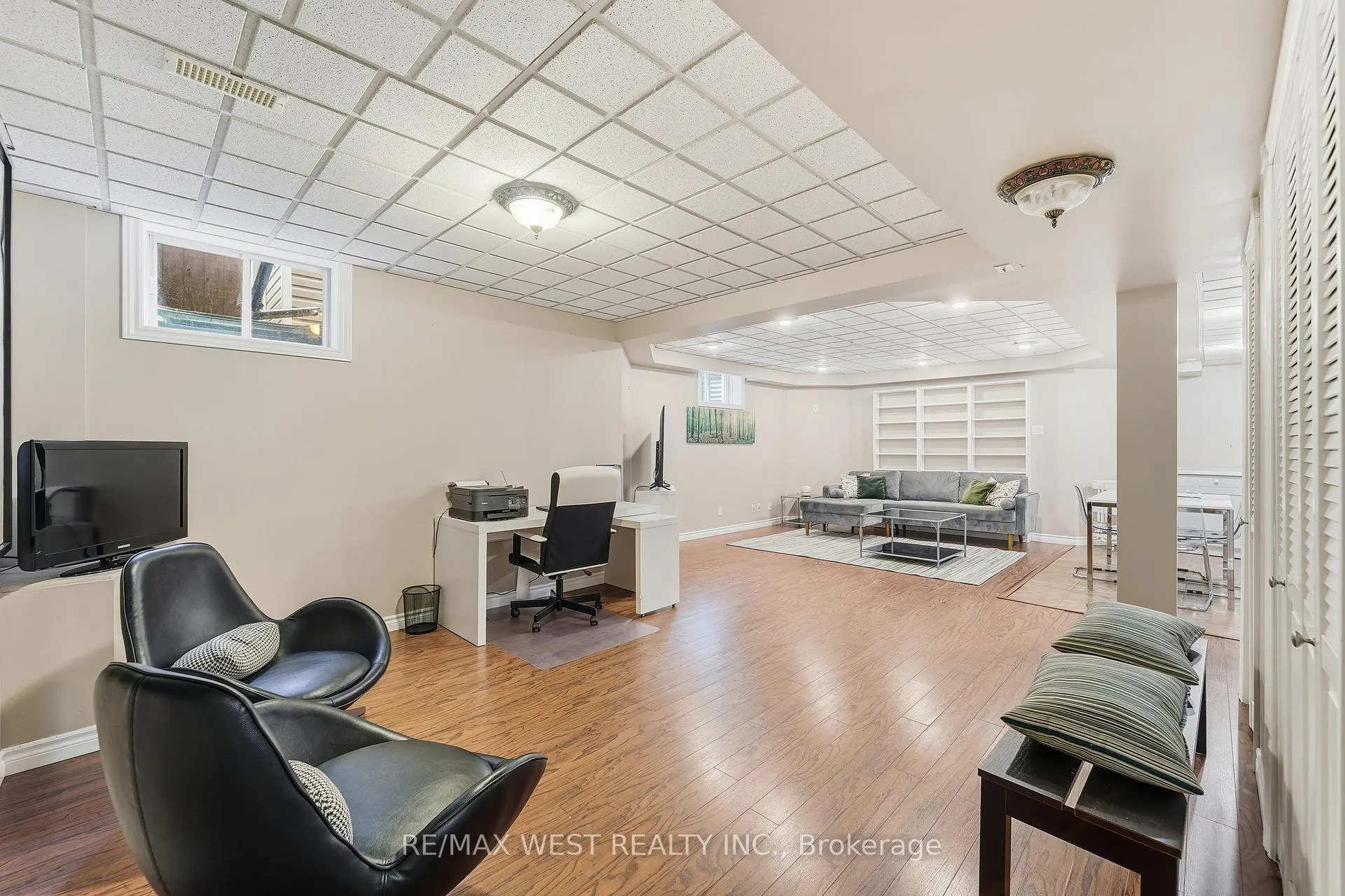 Photo 33 of 30 Ruffet Drive, Barrie, Edgehill Drive — HOMEH