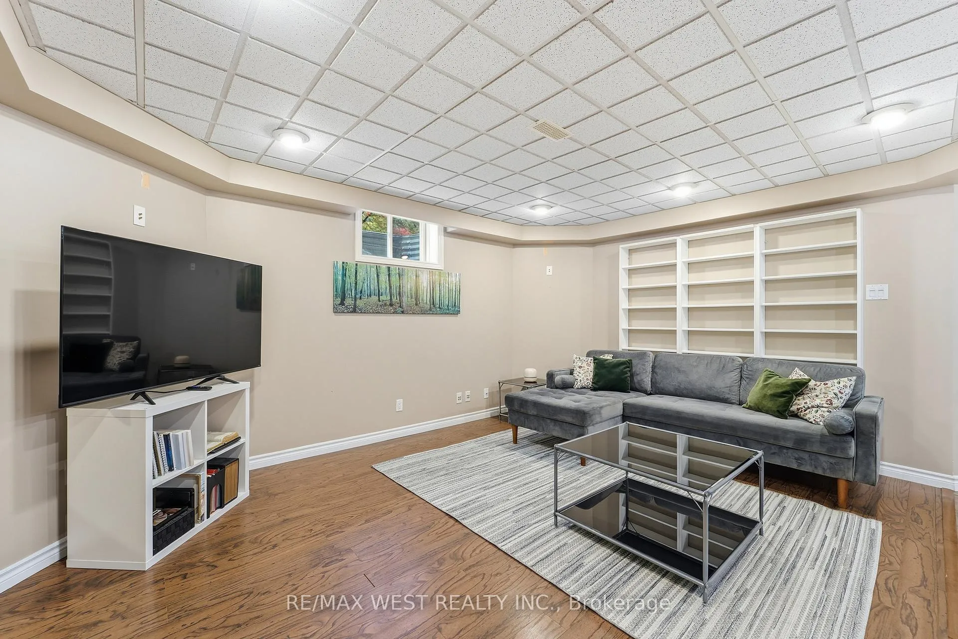 Photo 35 of 30 Ruffet Drive, Barrie, Edgehill Drive — HOMEH