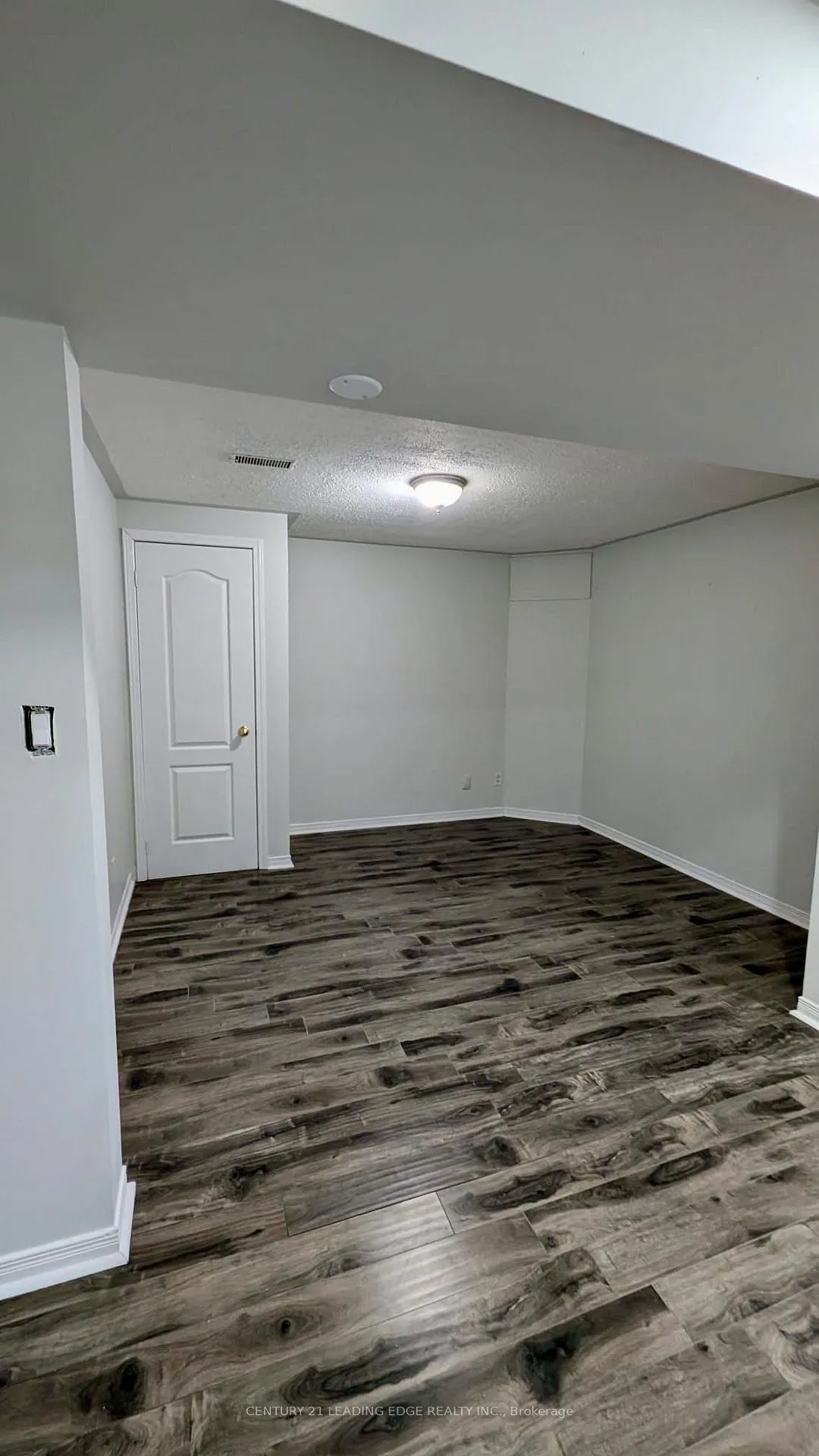 Photo 5 of Unit BSMNT, 6 Honeybee Drive, Brampton, Sandringham-Wellington — HOMEH
