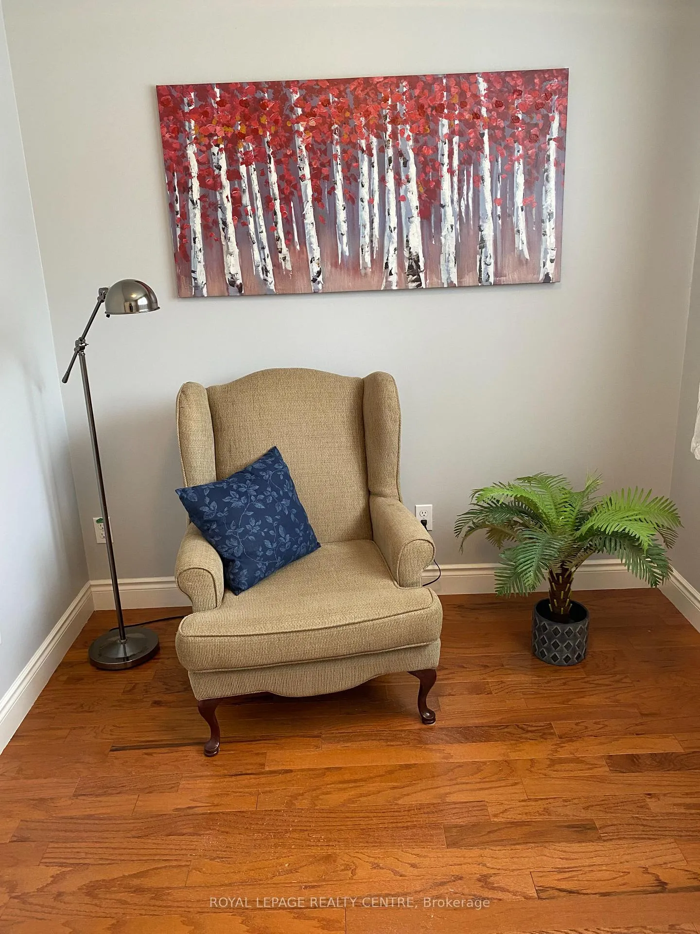 Photo 16 of 35 Aintree Crescent, Brampton, Avondale — HOMEH