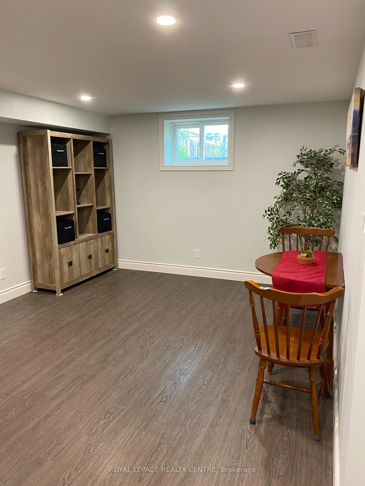 Photo 20 of 35 Aintree Crescent, Brampton, Avondale — HOMEH
