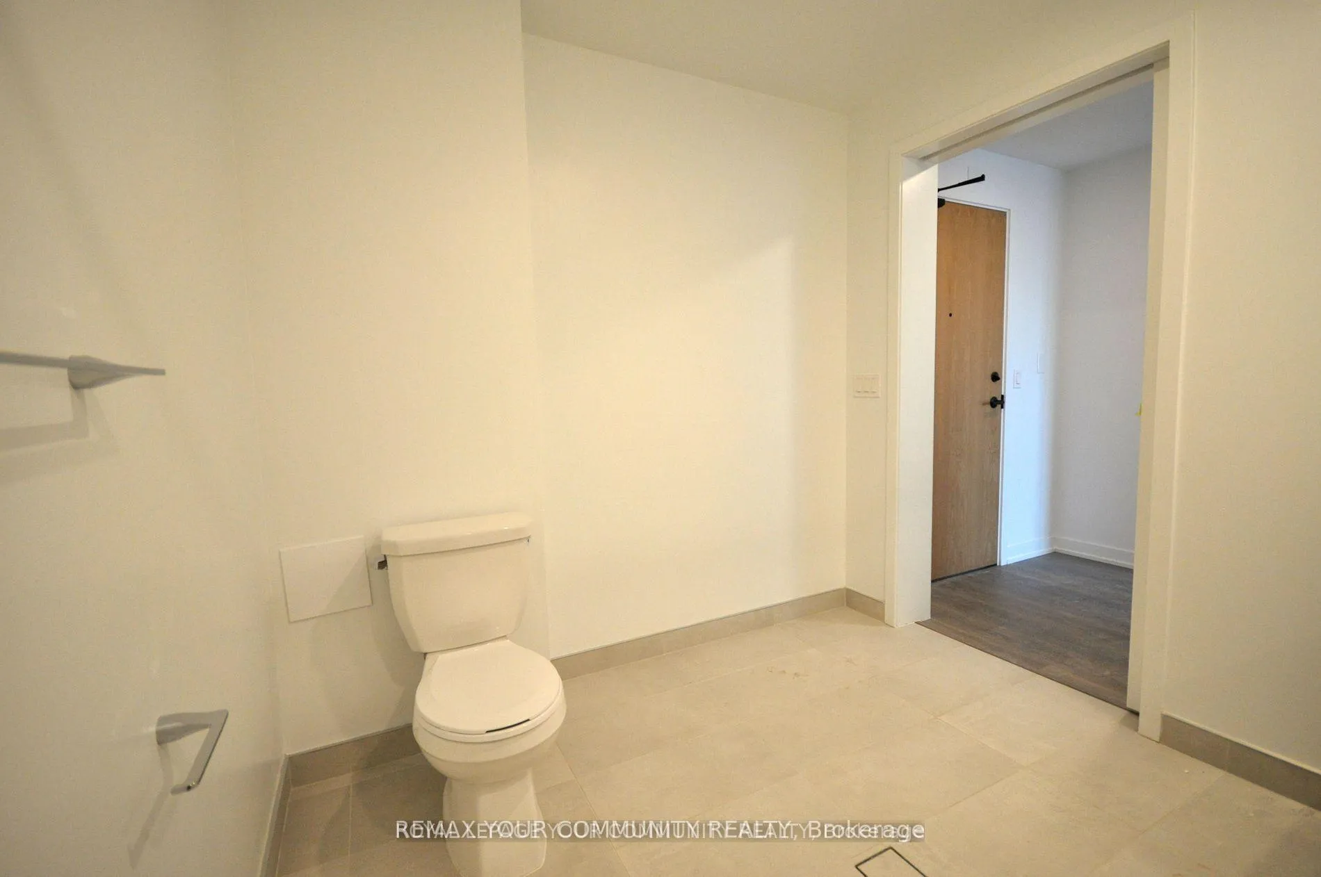 Photo 13 of Unit 310, 7950 Bathurst Street, Vaughan, Beverley Glen — HOMEH