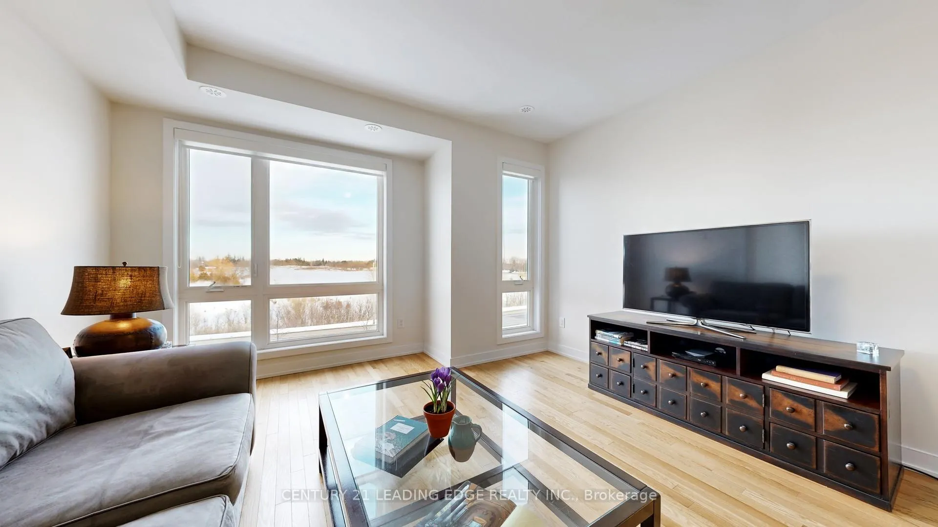 Photo 5 of 75 Mikayla Lane, Markham, Cornell — HOMEH
