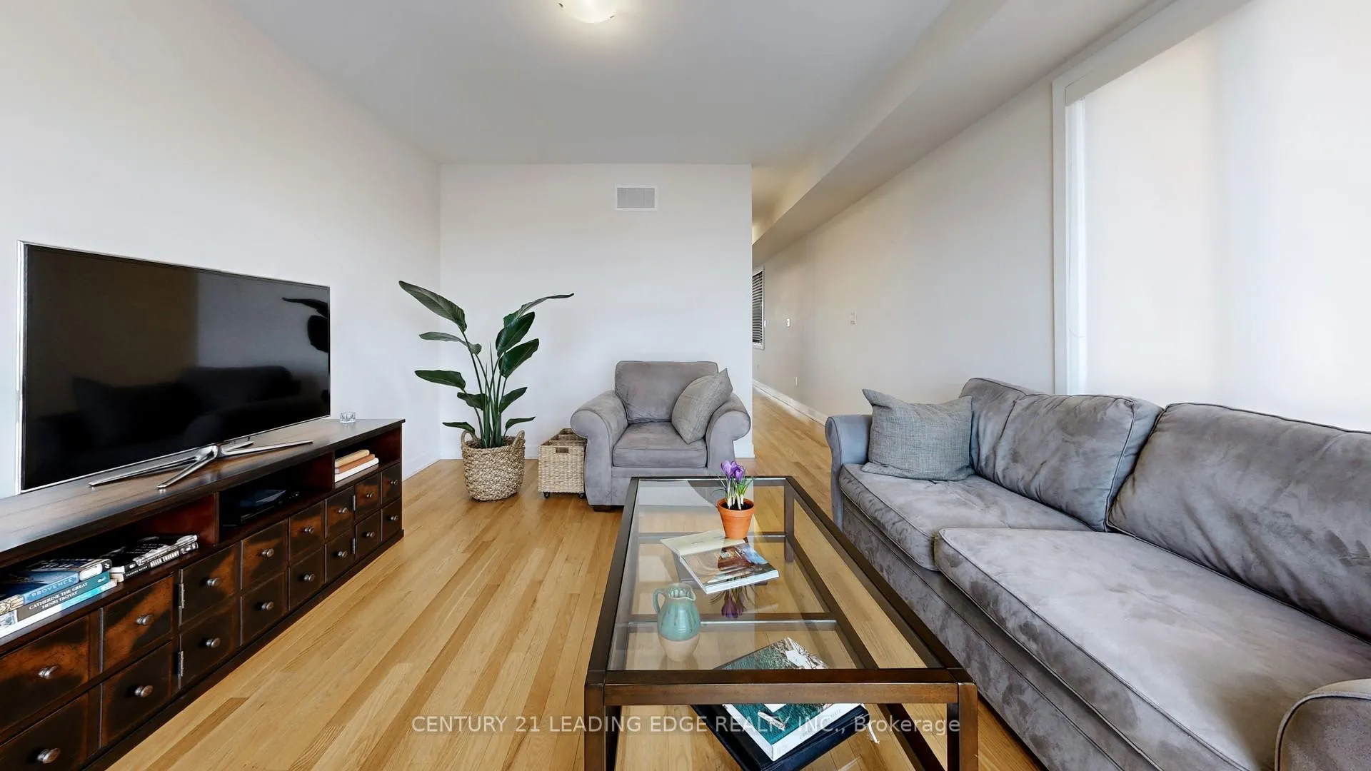 Photo 9 of 75 Mikayla Lane, Markham, Cornell — HOMEH