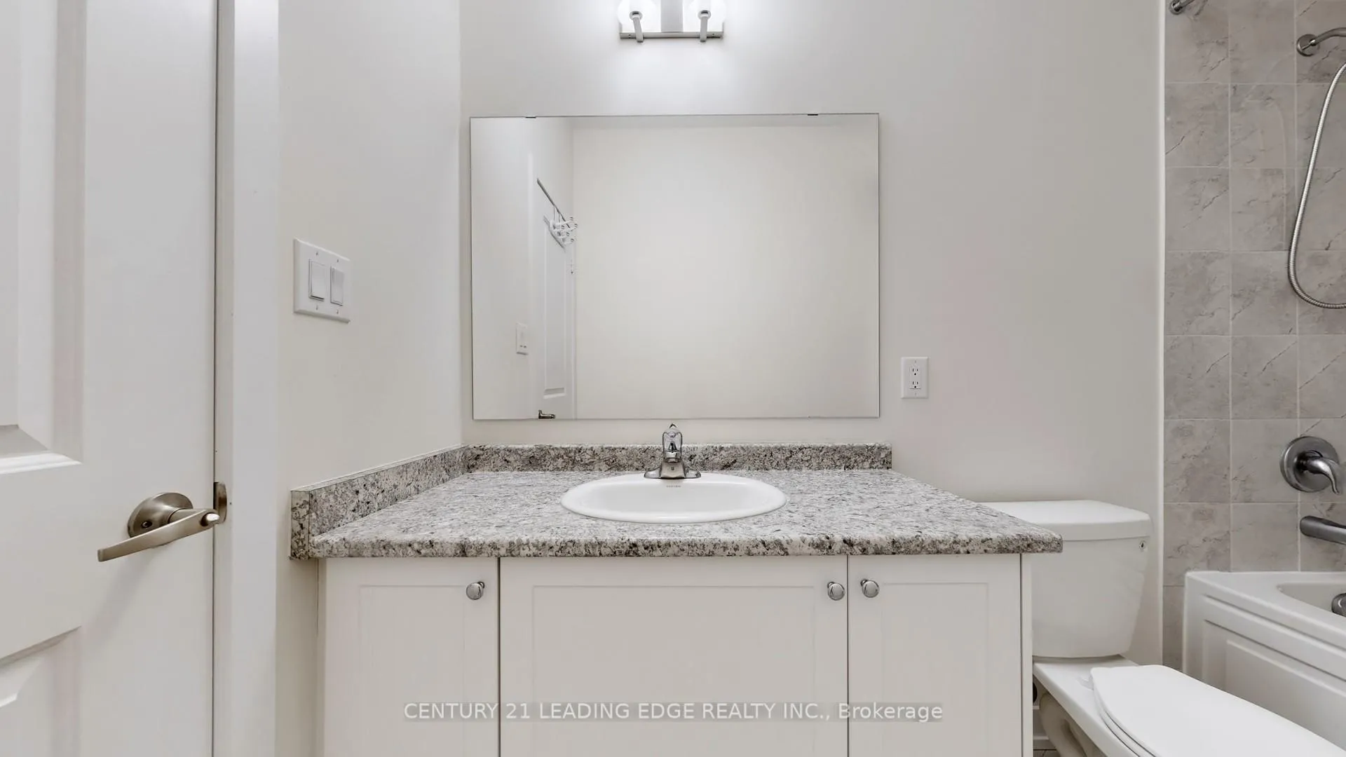 Photo 32 of 75 Mikayla Lane, Markham, Cornell — HOMEH