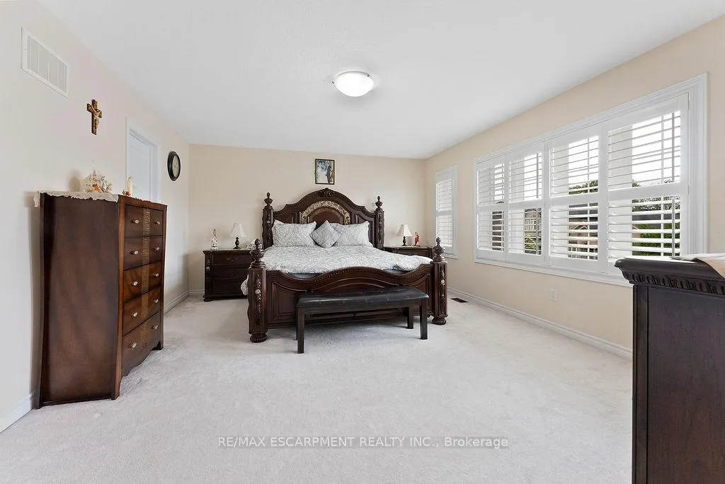 Photo 25 of 67 Bellroyal Crescent, Hamilton, Stoney Creek — HOMEH