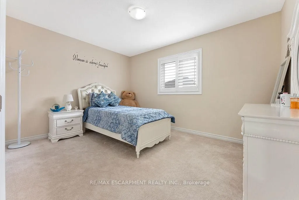 Photo 36 of 67 Bellroyal Crescent, Hamilton, Stoney Creek — HOMEH