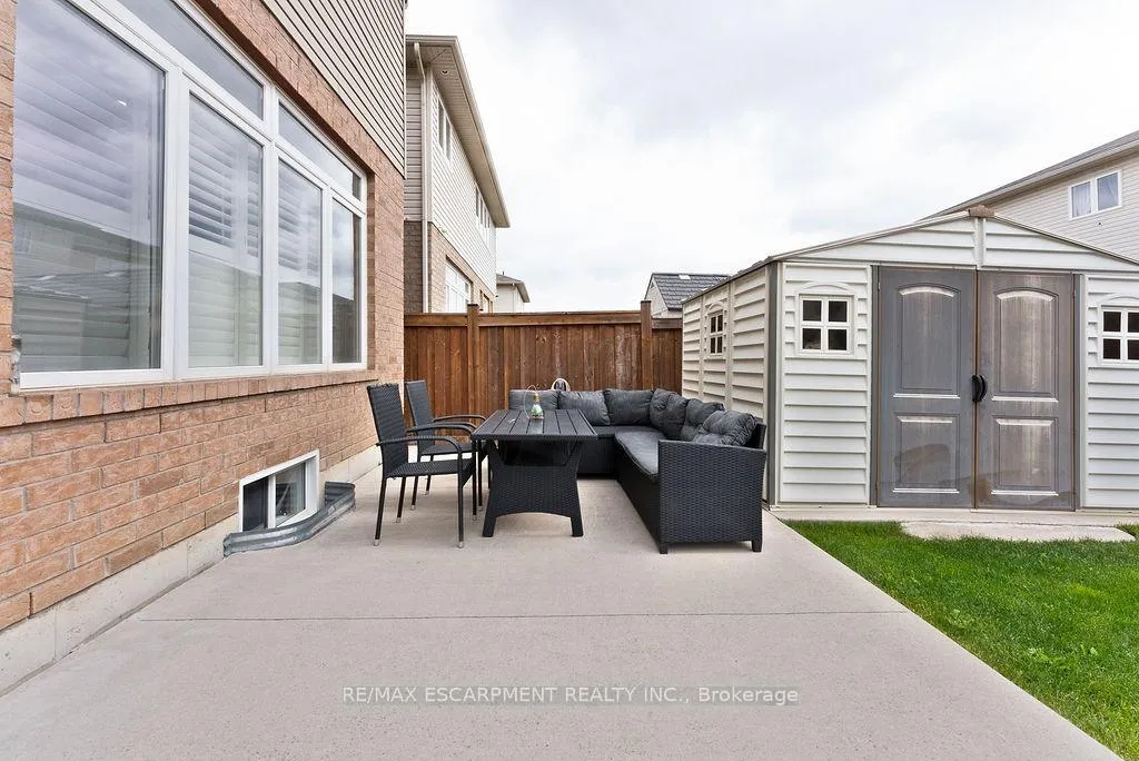 Photo 41 of 67 Bellroyal Crescent, Hamilton, Stoney Creek — HOMEH