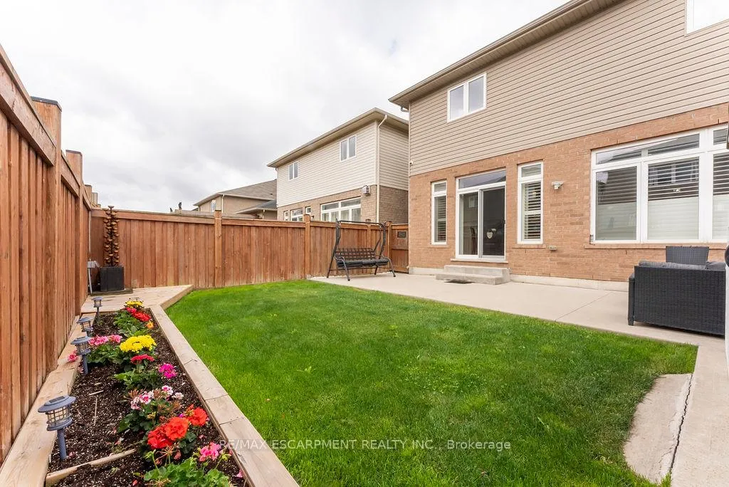 Photo 45 of 67 Bellroyal Crescent, Hamilton, Stoney Creek — HOMEH