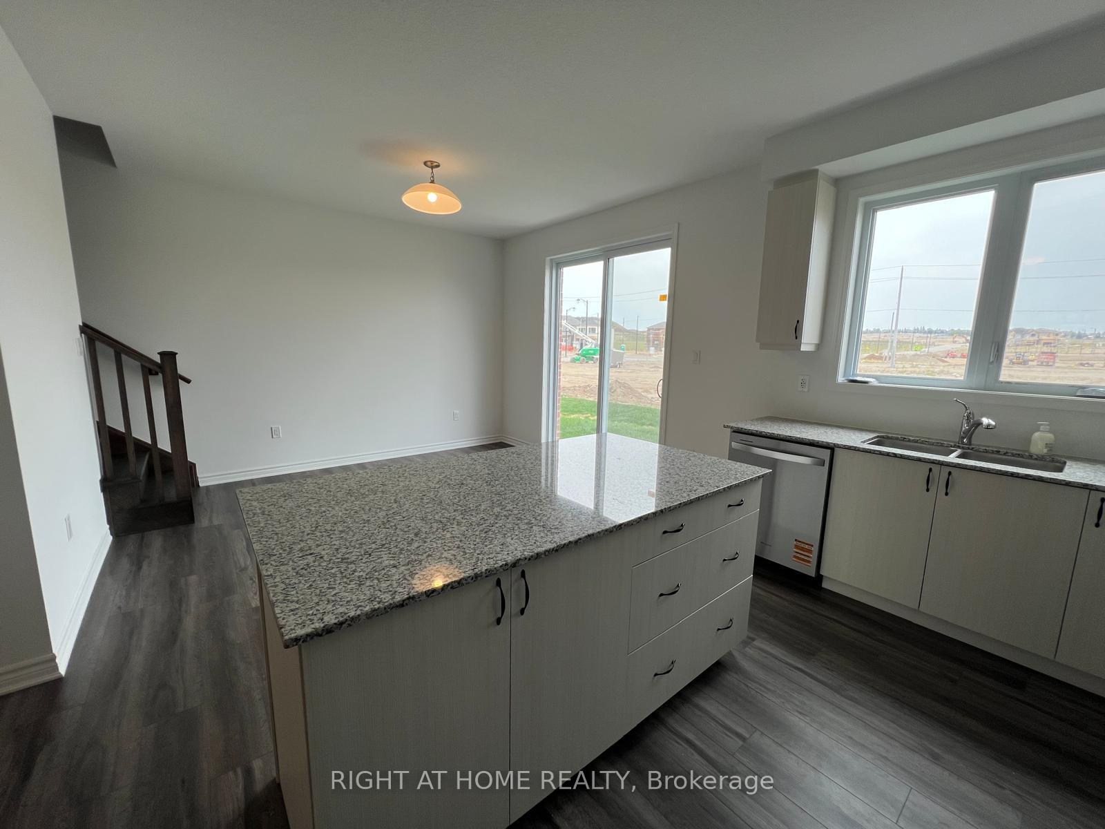 Photo 30 of 349 Millstone Street, Kitchener — HOMEH