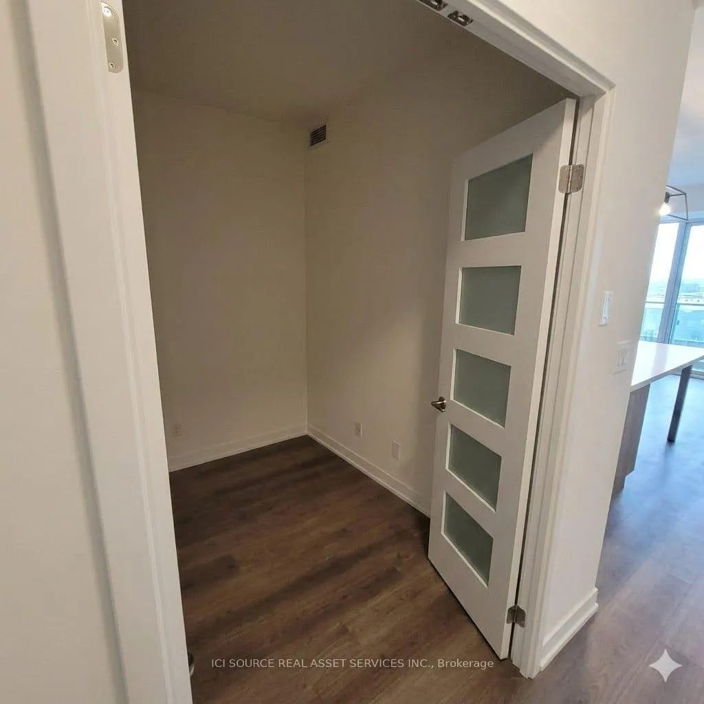 Photo 4 of Unit 1615B, 292 Verdale Crossing, Markham, Unionville — HOMEH