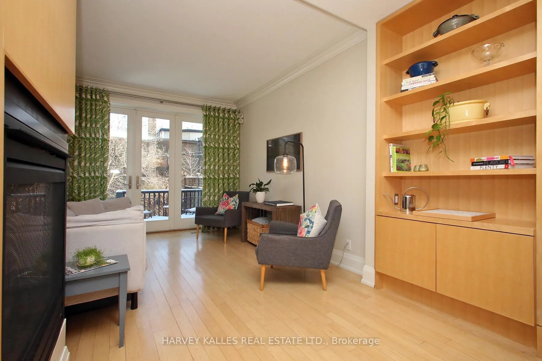 Photo 5 of 431 Sumach Street, Toronto, Cabbagetown-South St. James Town — HOMEH