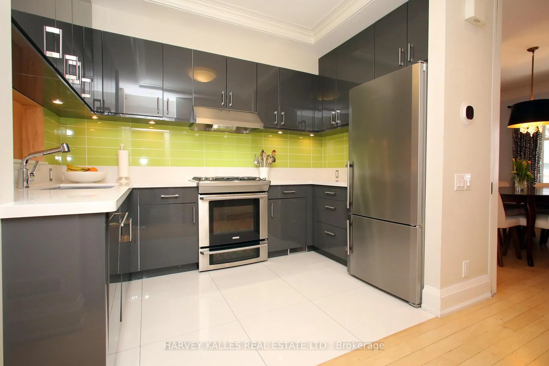 Photo 12 of 431 Sumach Street, Toronto, Cabbagetown-South St. James Town — HOMEH