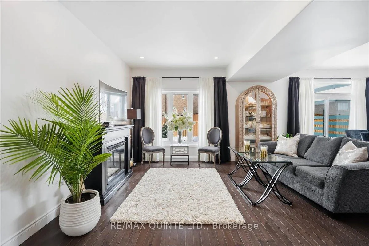 Photo 15 of 42 Kempton Avenue, Belleville, Thurlow Ward — HOMEH