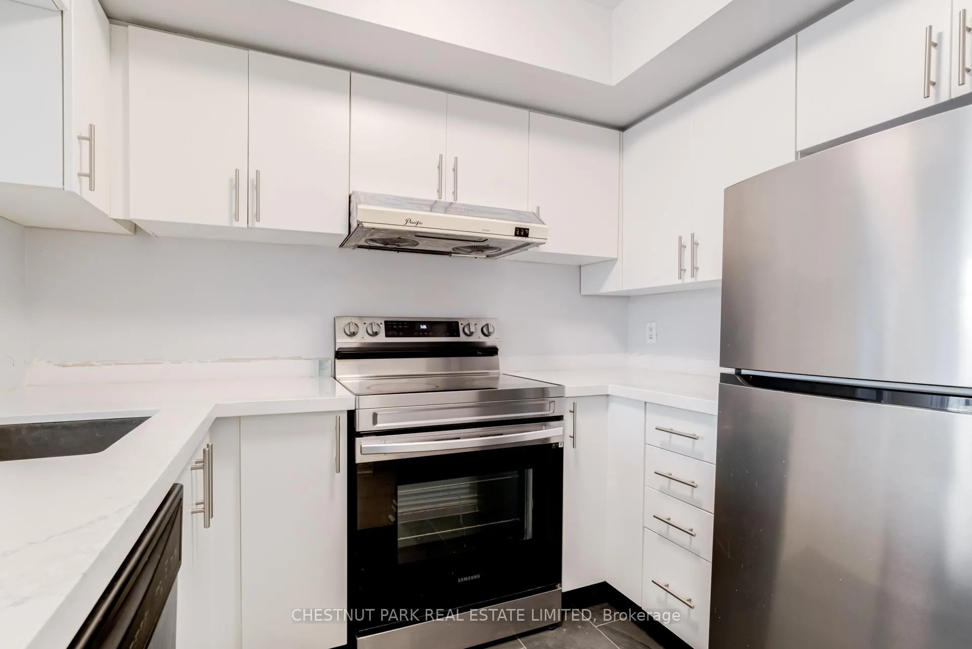 Photo 6 of Unit 306, 92 King Street E, Toronto, Church-Yonge Corridor — HOMEH