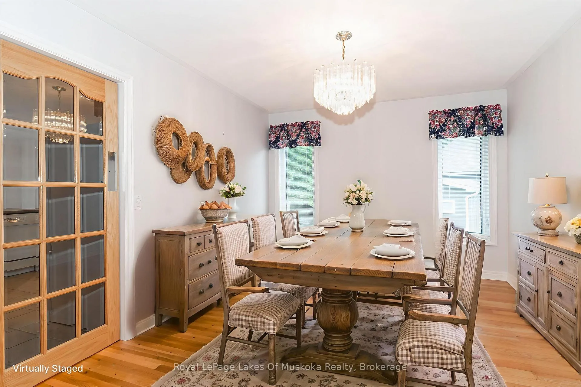 Photo 6 of 25 Stonehedge Close, Gravenhurst, Muskoka (S) — HOMEH
