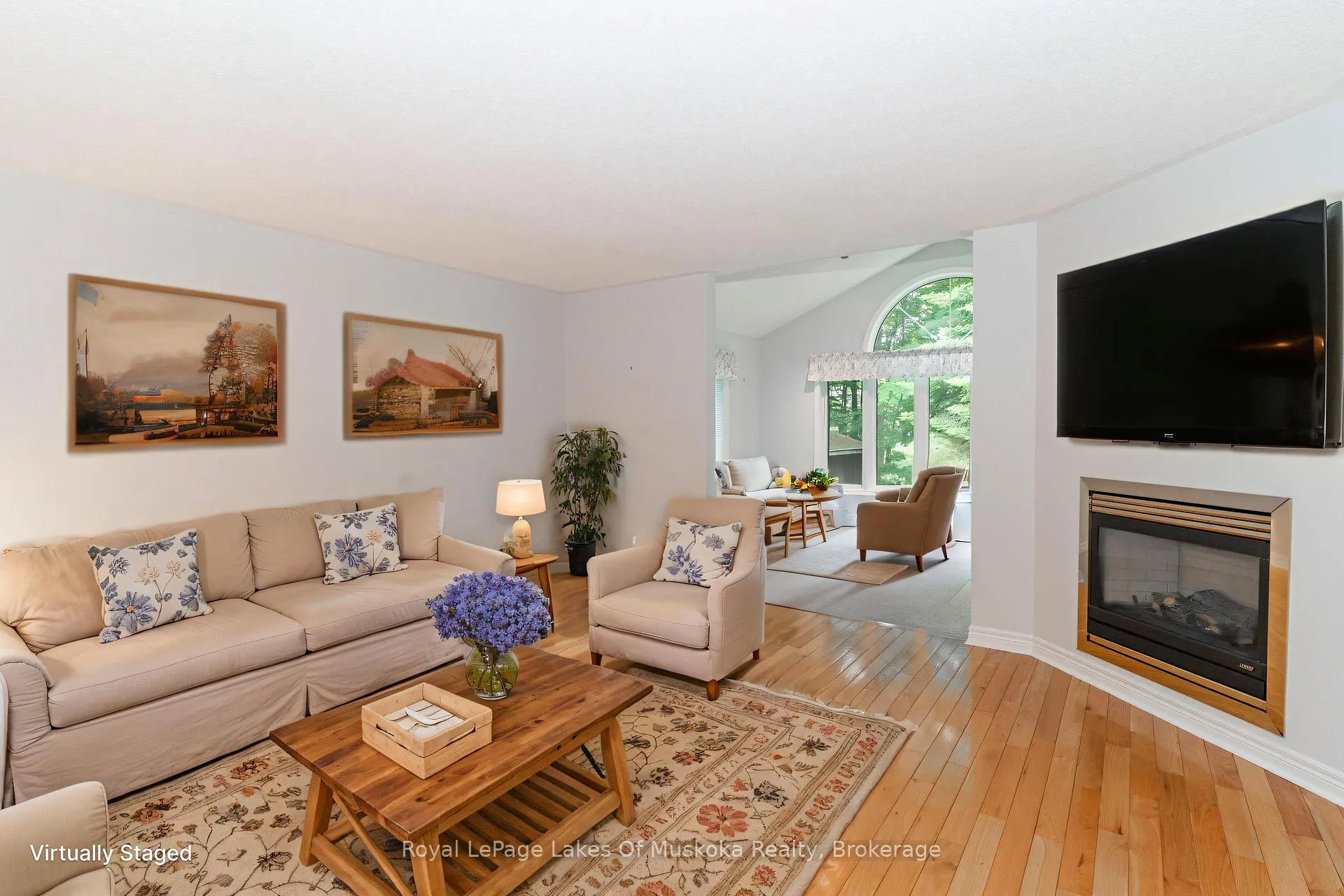 Photo 9 of 25 Stonehedge Close, Gravenhurst, Muskoka (S) — HOMEH