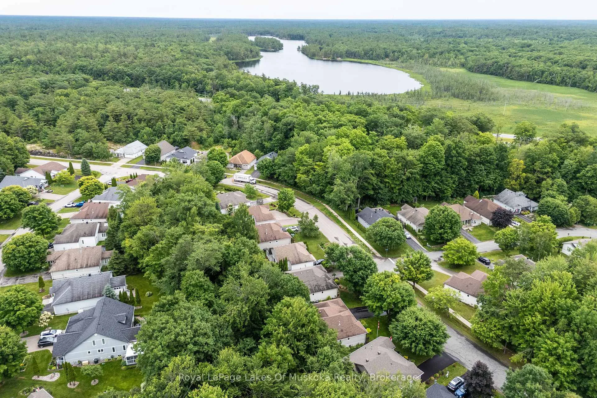 Photo 42 of 25 Stonehedge Close, Gravenhurst, Muskoka (S) — HOMEH