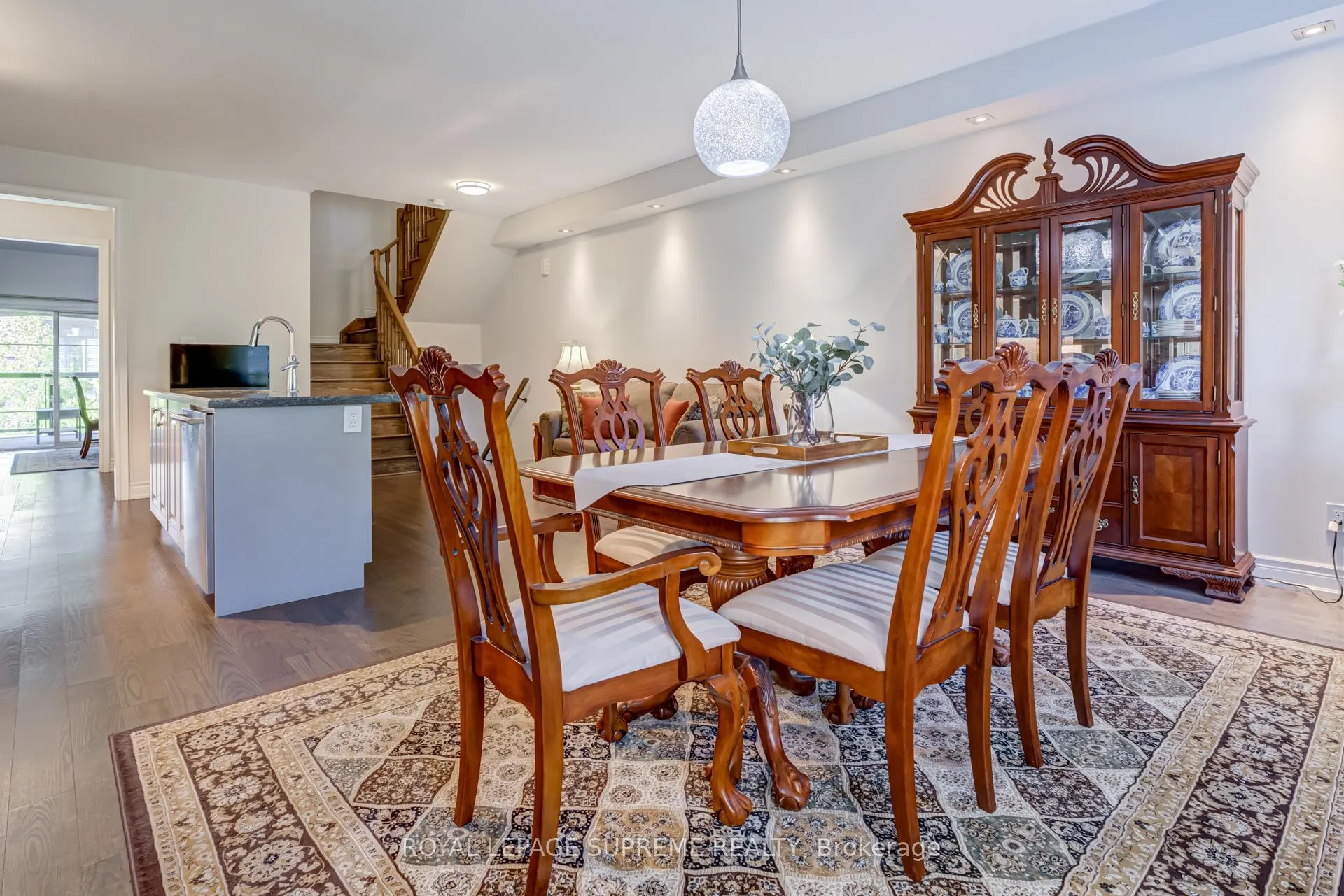 Photo 8 of 53 Dryden Way, Etobicoke, Willowridge-Martingrove-Richview — HOMEH