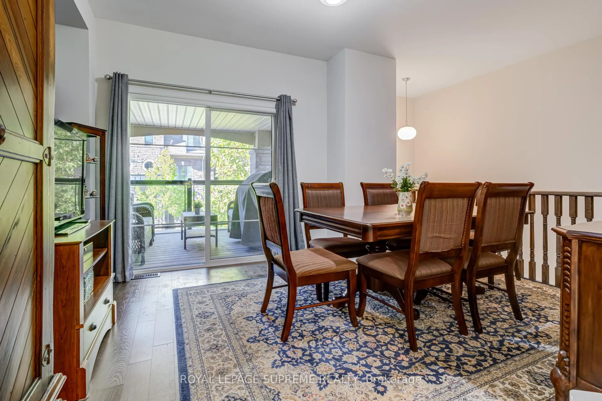 Photo 15 of 53 Dryden Way, Etobicoke, Willowridge-Martingrove-Richview — HOMEH