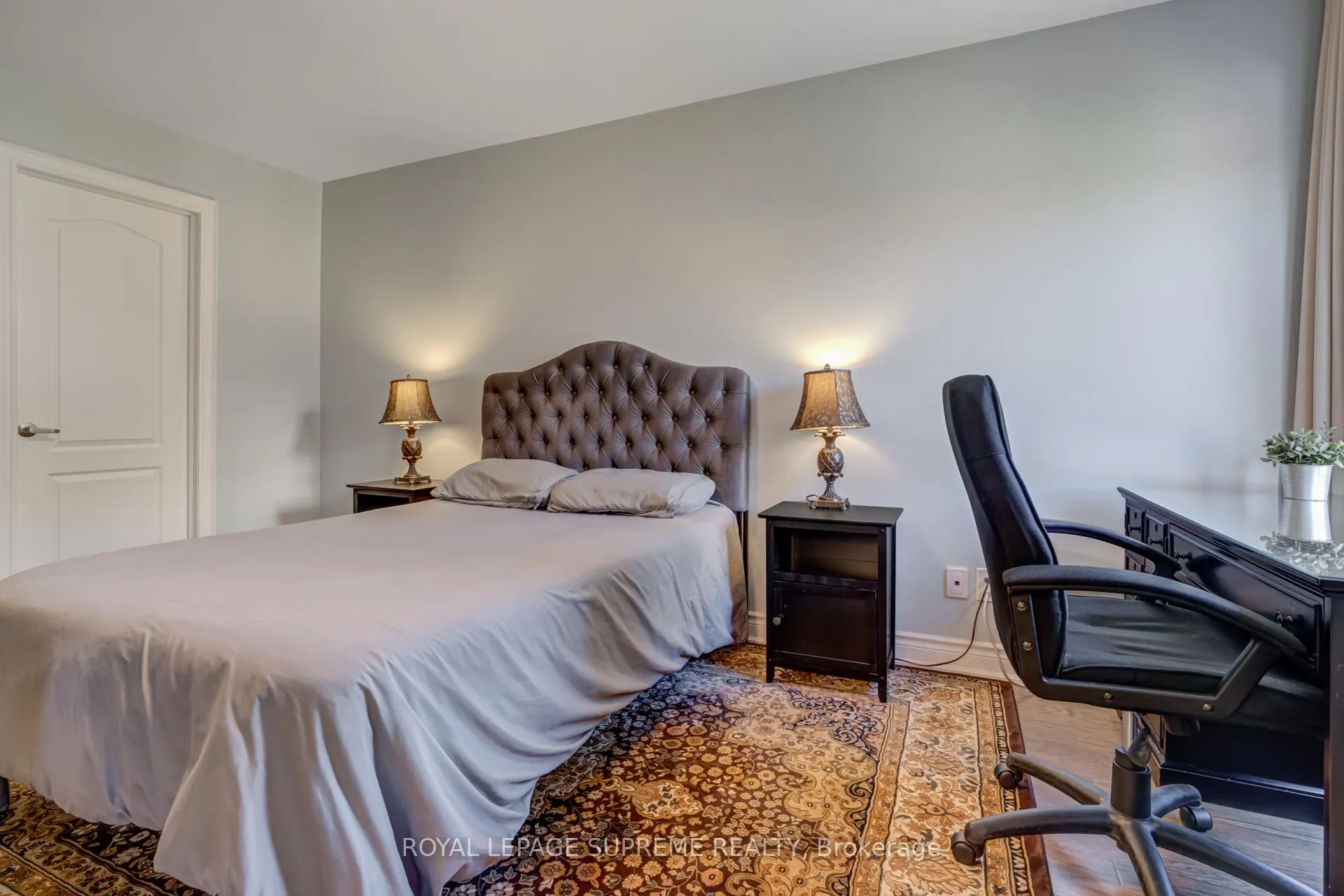 Photo 26 of 53 Dryden Way, Etobicoke, Willowridge-Martingrove-Richview — HOMEH