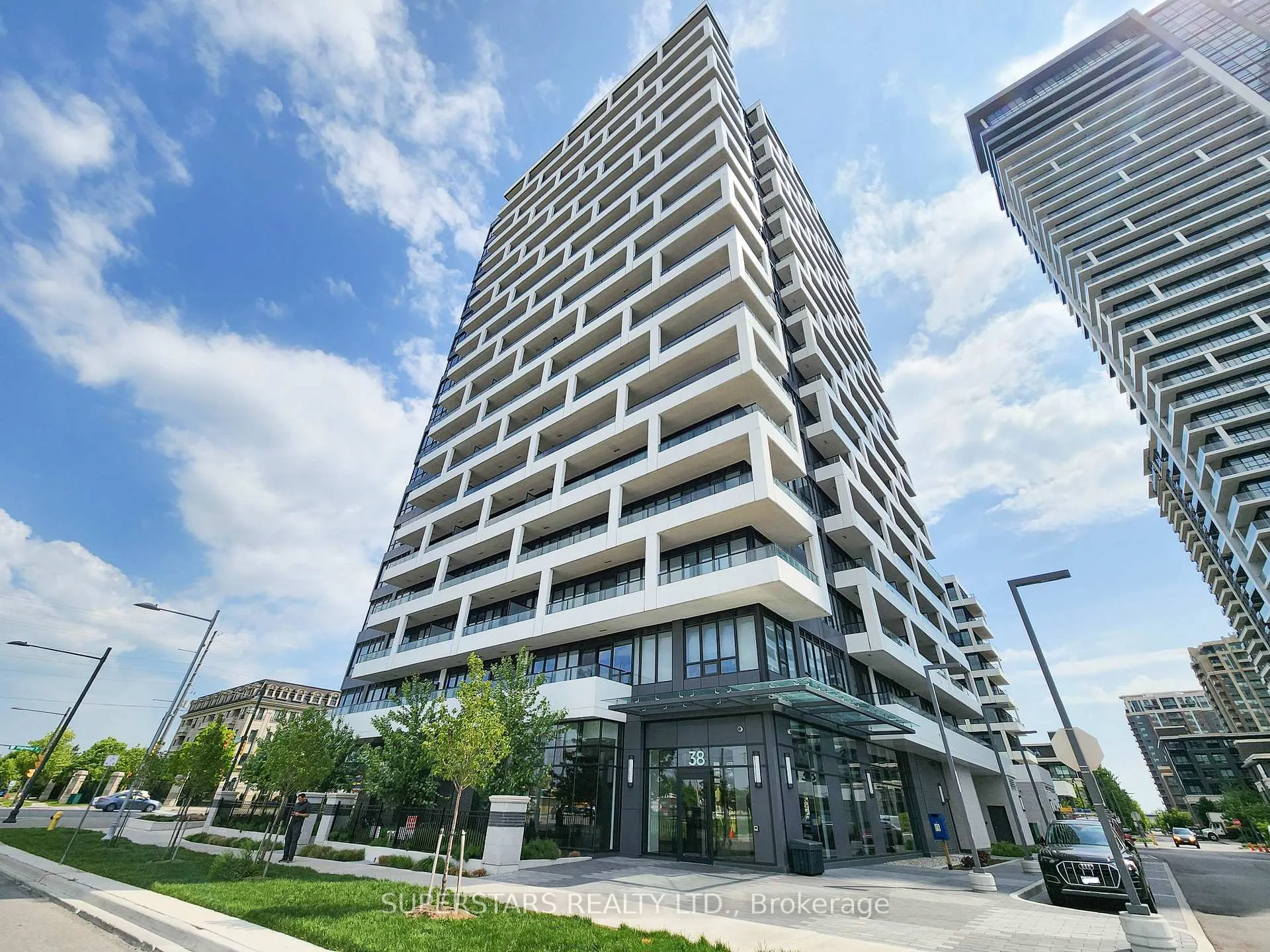Photo 1 of Unit 631, 38 Water Walk Drive, Markham, Unionville — HOMEH