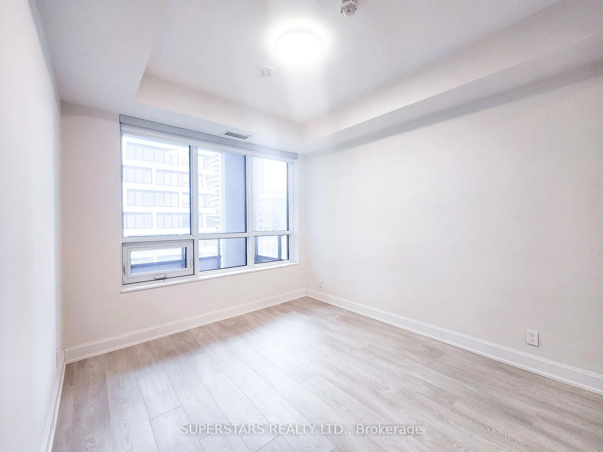 Photo 10 of Unit 631, 38 Water Walk Drive, Markham, Unionville — HOMEH