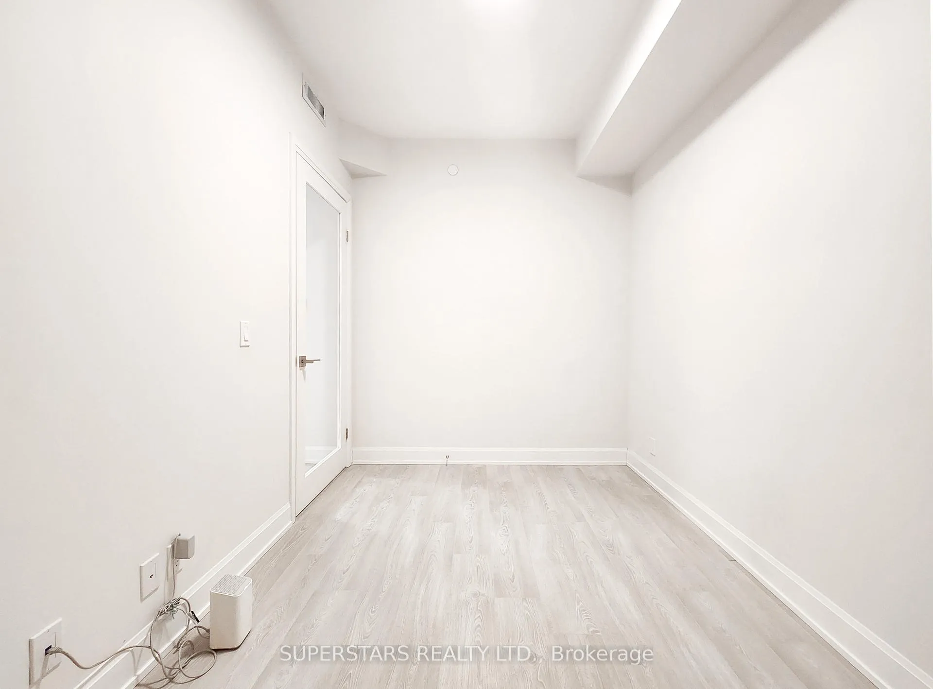 Photo 16 of Unit 631, 38 Water Walk Drive, Markham, Unionville — HOMEH