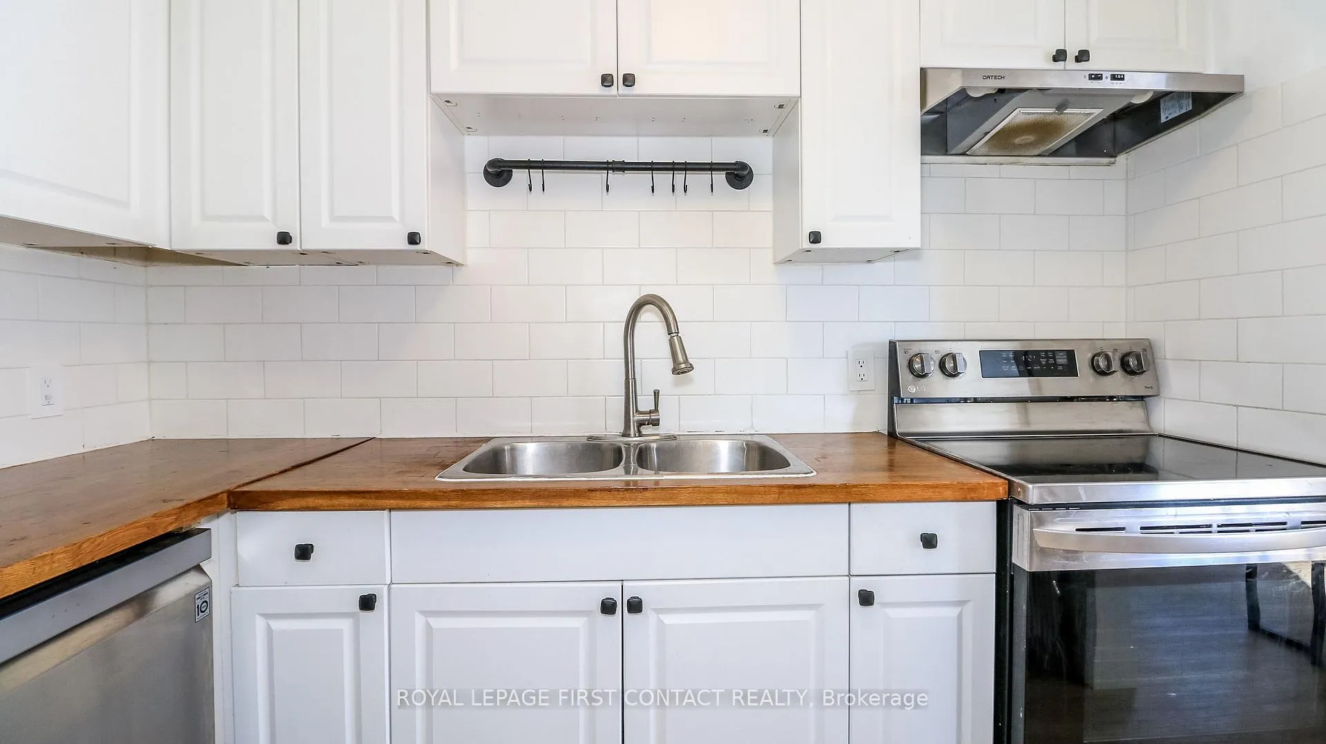 Photo 14 of Unit Unit #10, 261 Rose Street, Barrie, Wellington — HOMEH