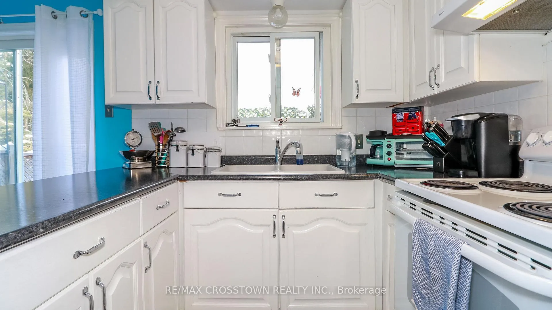 Photo 7 of 64 Royal Oak Drive, Innisfil, Cookstown — HOMEH