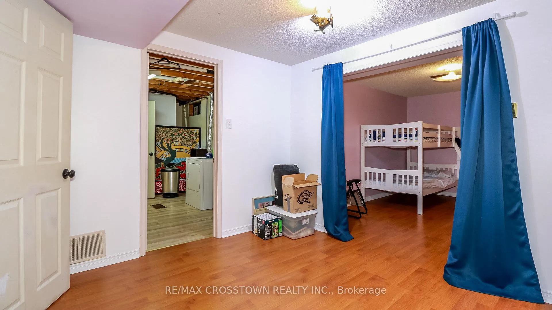 Photo 32 of 64 Royal Oak Drive, Innisfil, Cookstown — HOMEH