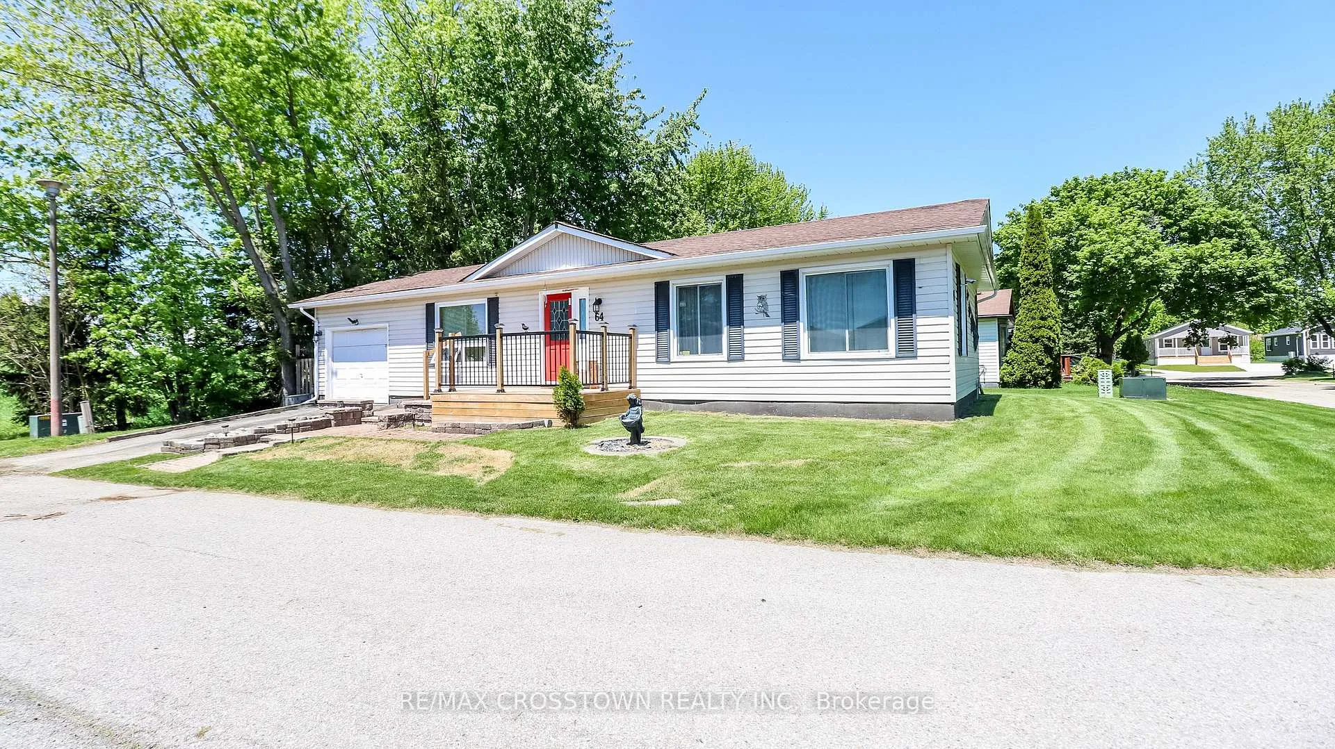 Photo 48 of 64 Royal Oak Drive, Innisfil, Cookstown — HOMEH
