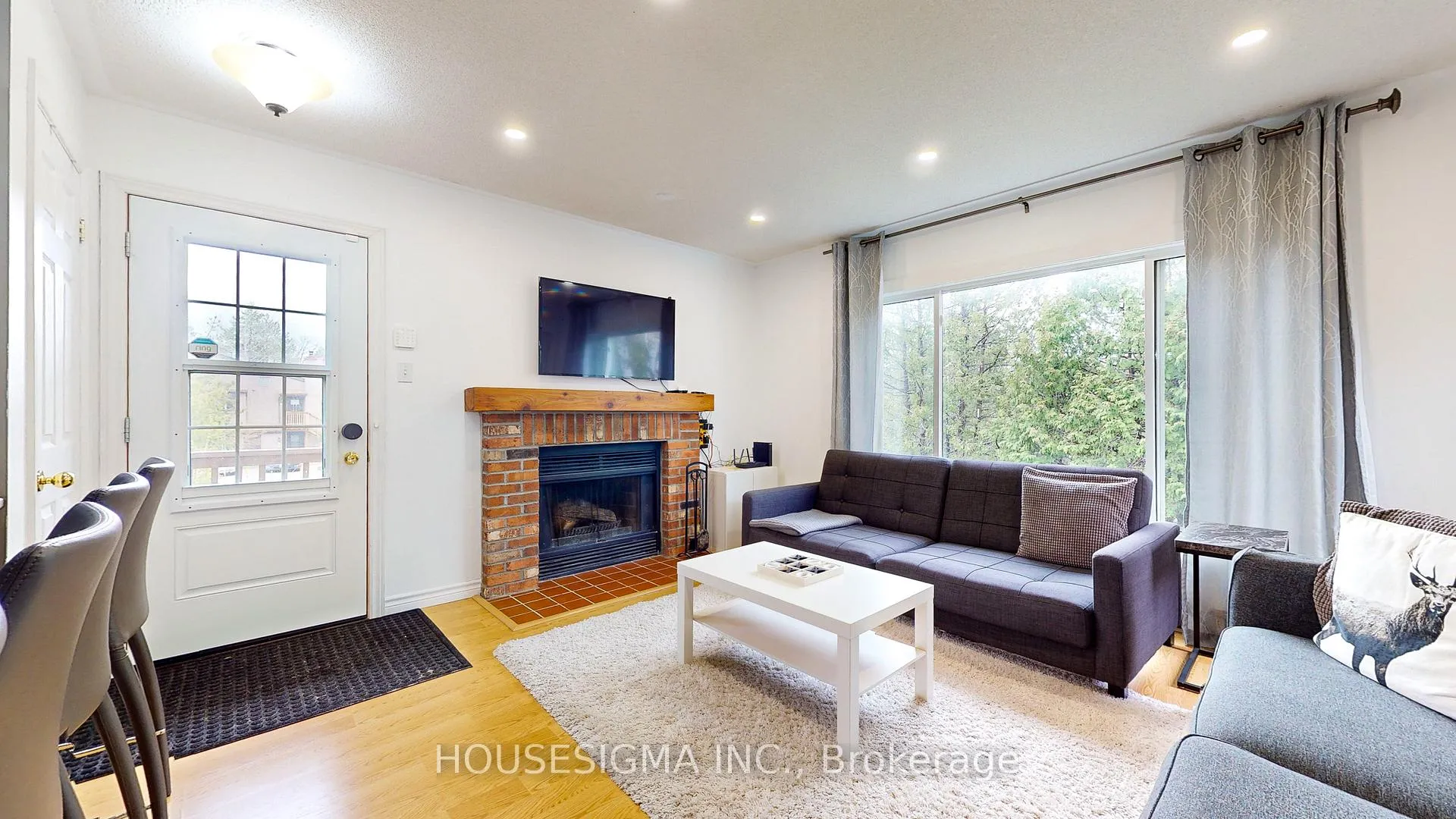 Photo 2 of Unit 101, 23 Dawson Drive, Collingwood — HOMEH