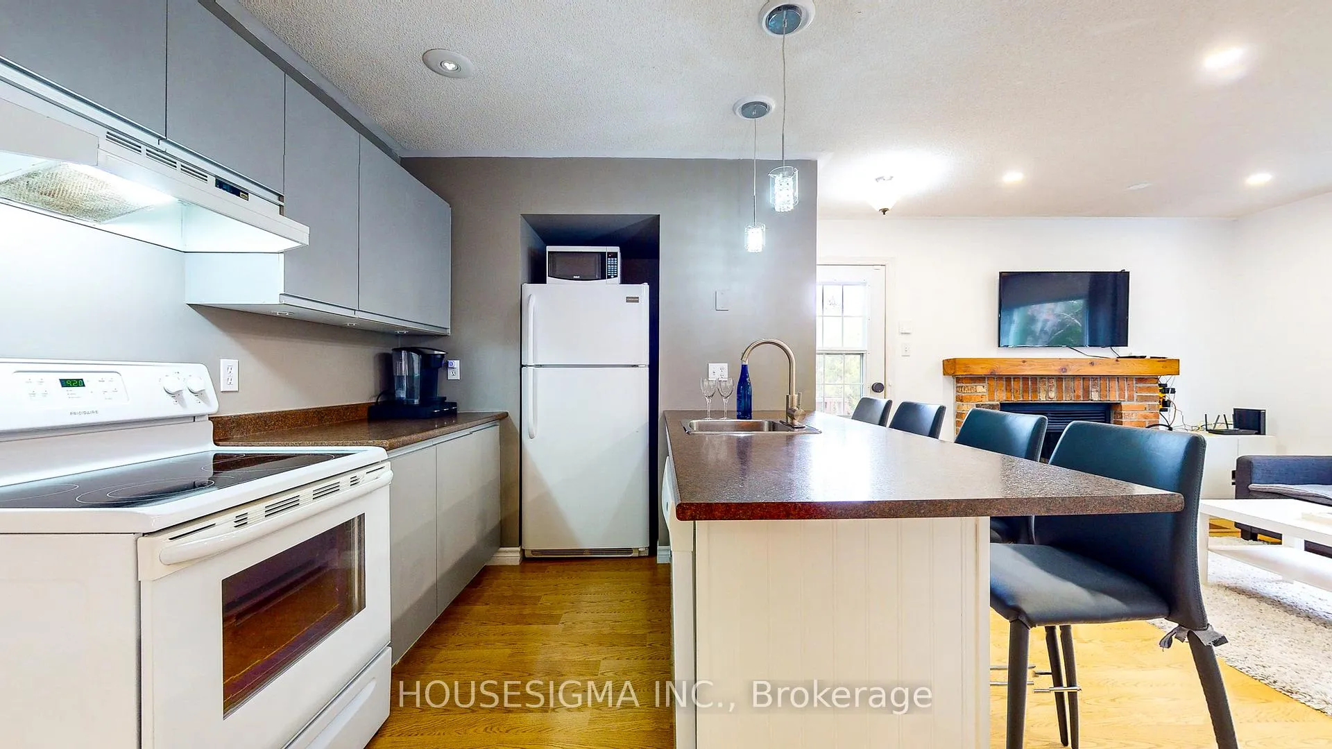 Photo 6 of Unit 101, 23 Dawson Drive, Collingwood — HOMEH