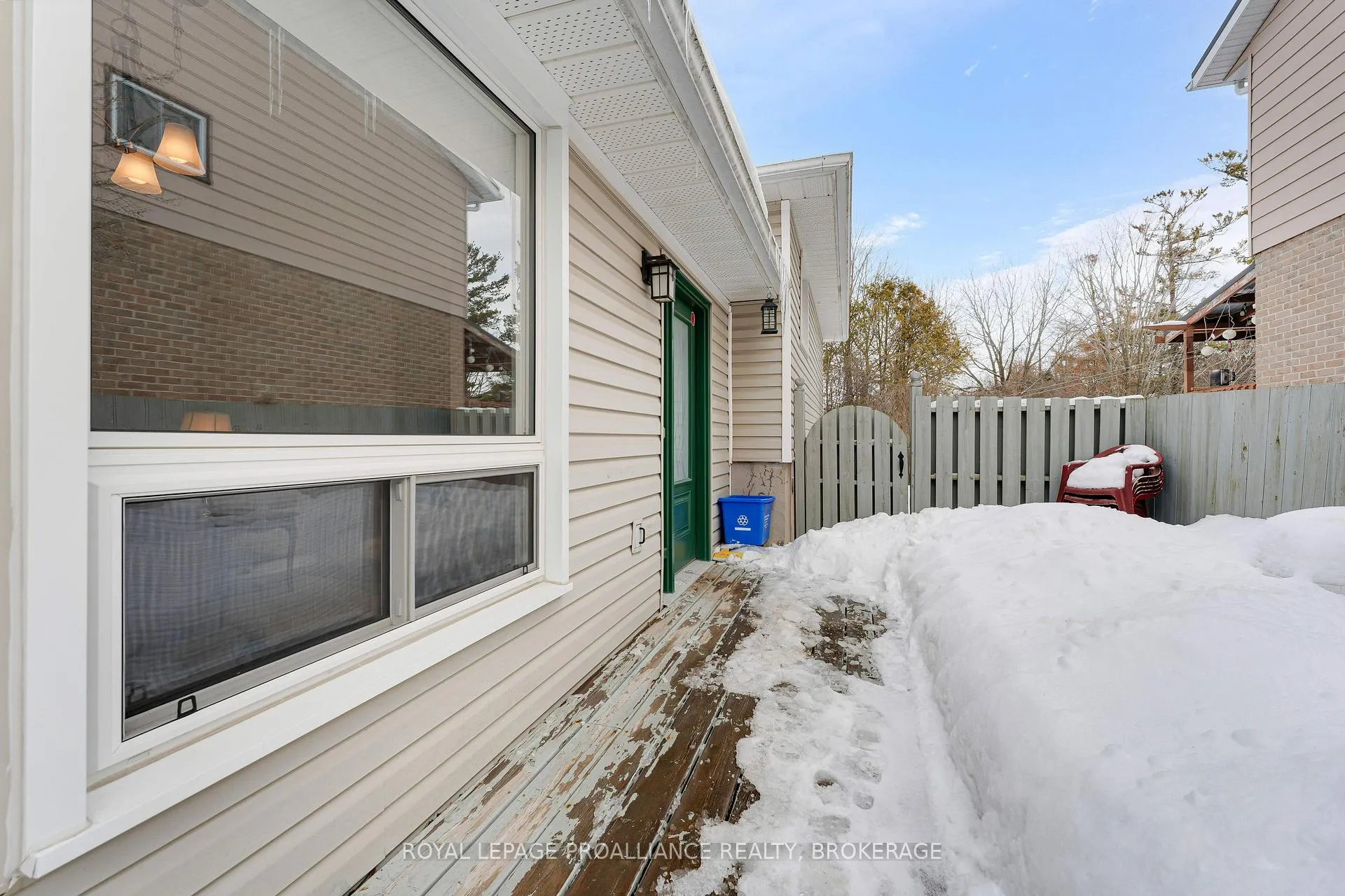 Photo 6 of 988 Pinewood Place, Kingston, City Northwest — HOMEH