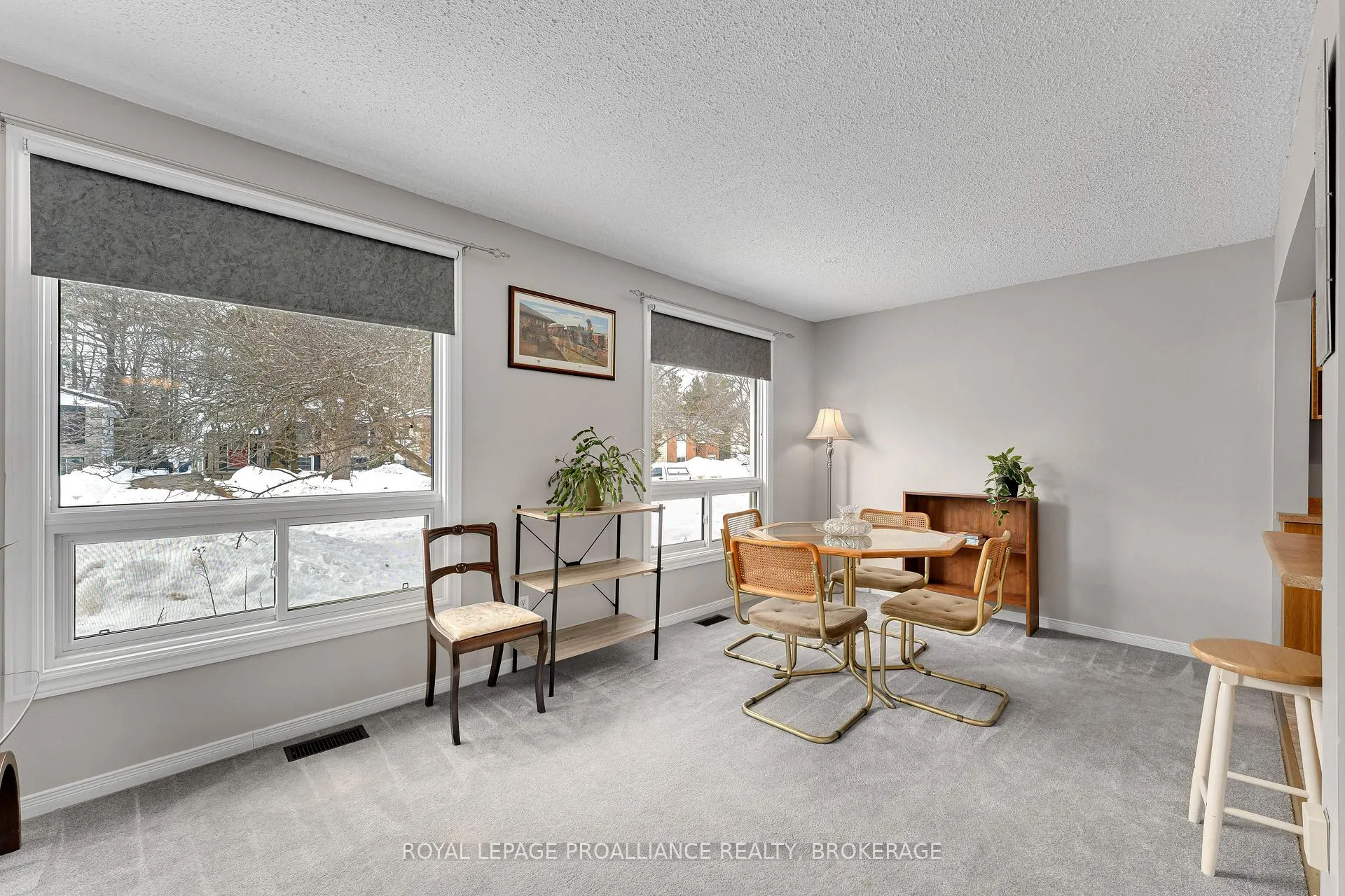 Photo 11 of 988 Pinewood Place, Kingston, City Northwest — HOMEH