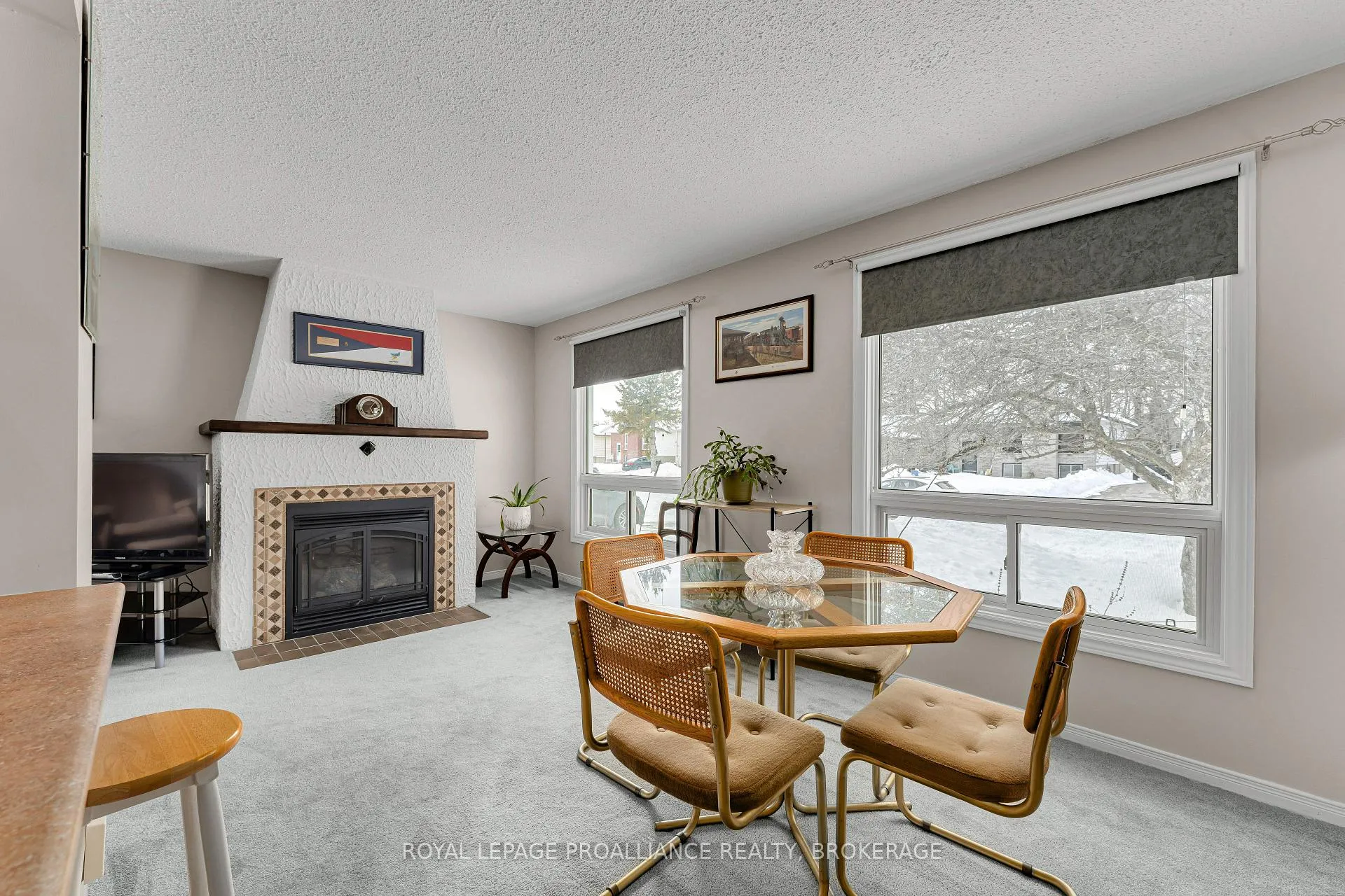 Photo 12 of 988 Pinewood Place, Kingston, City Northwest — HOMEH
