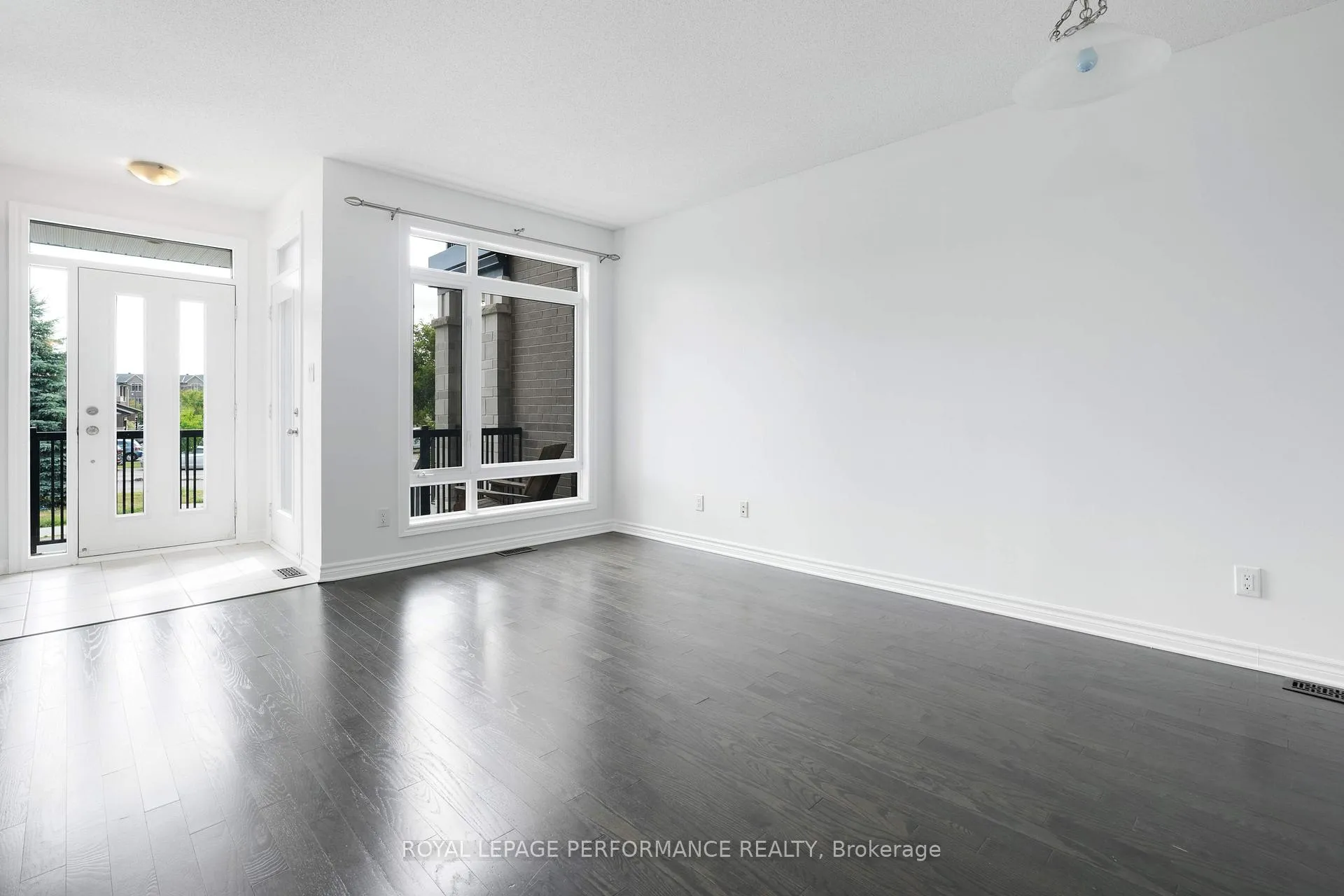 Photo 13 of Unit 53, 121 Poplin Street, Ottawa, Riverside South/Gloucester Glen — HOMEH