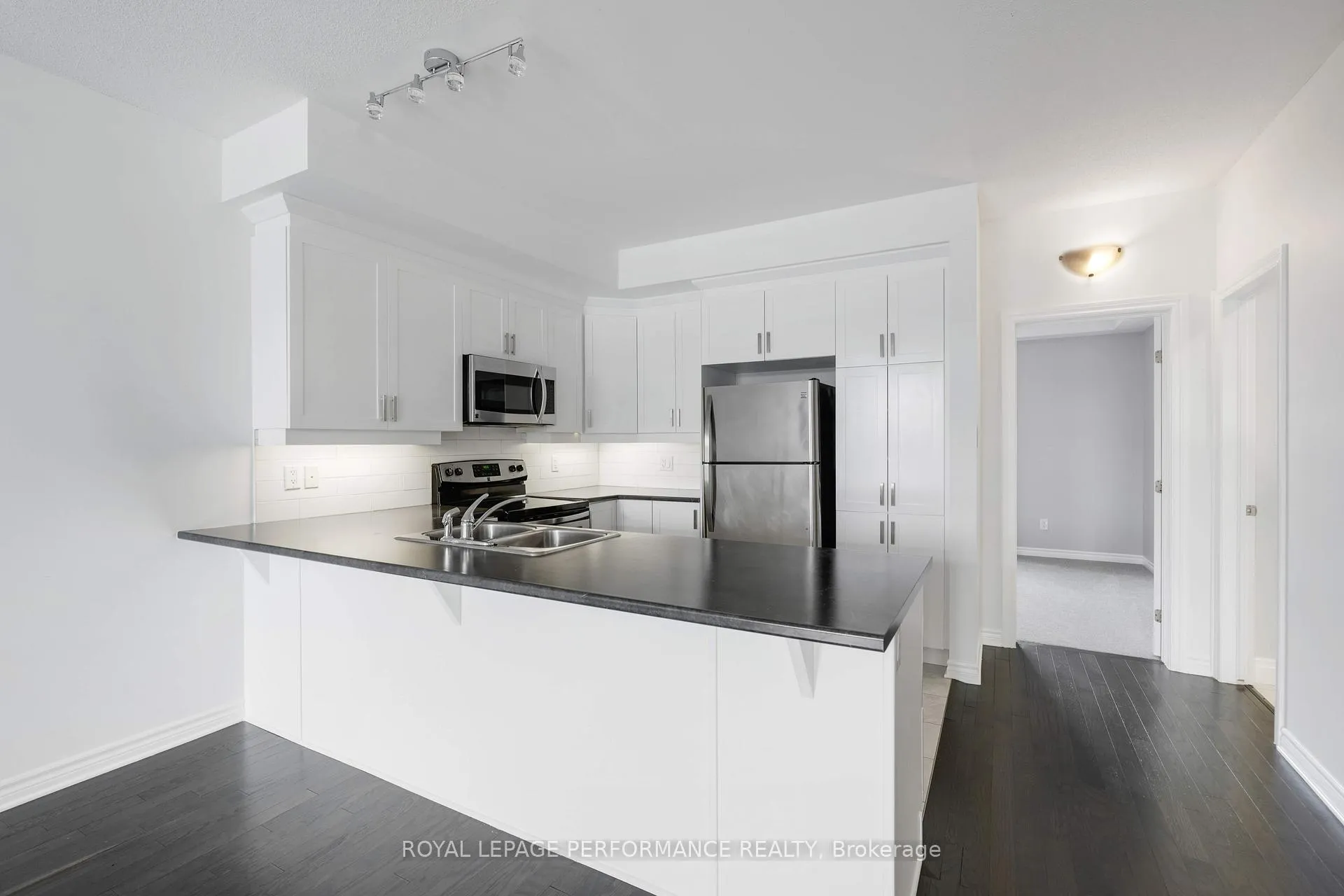 Photo 16 of Unit 53, 121 Poplin Street, Ottawa, Riverside South/Gloucester Glen — HOMEH